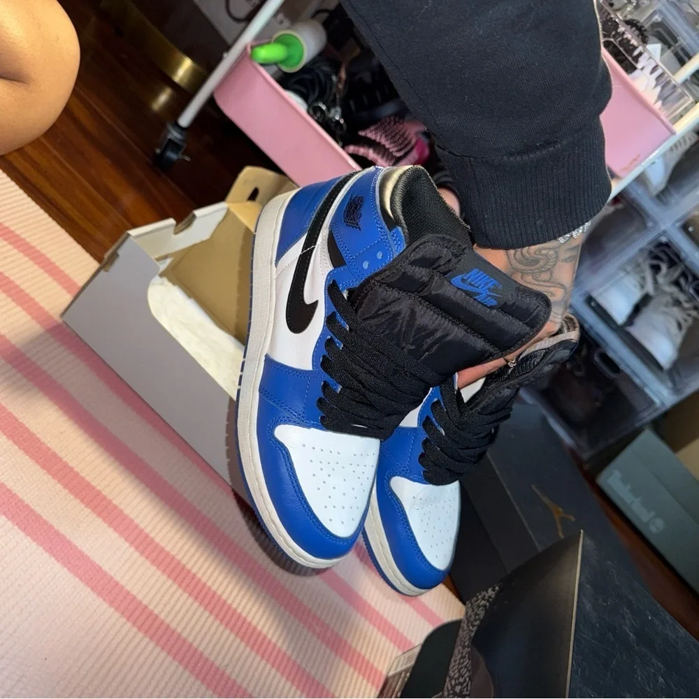 Air Jordan 1 Mid Game Royal